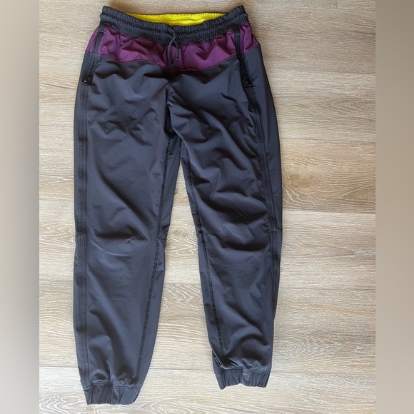 Lululemon Track To Reality Pant Black / Plum / Split Pea Size 10 - Picture 10 of 14